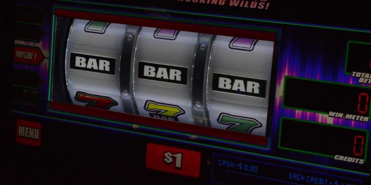 Slot Machine Strategy and Tips to Win at Slots!