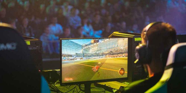 The Odds On E-Sports Taking Over Will Stay Loading Forever