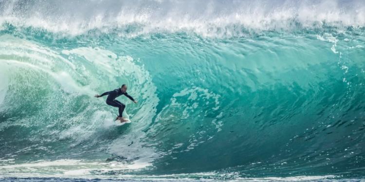 Unbelievable! Surfers who faced death but survived