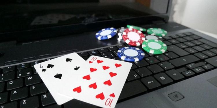 5 Steps Guide on Playing Online Poker with Friends