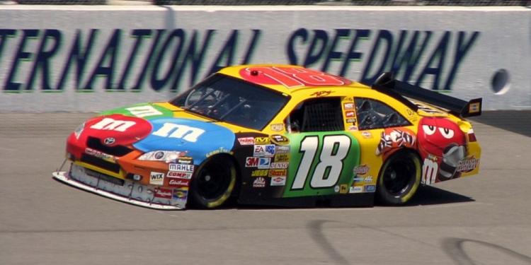 2022 NASCAR Quaker State 400 Odds Expect a Tight Race Between Top Drivers