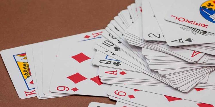 Online Rummy Guide: Get to Know This Popular Card Game
