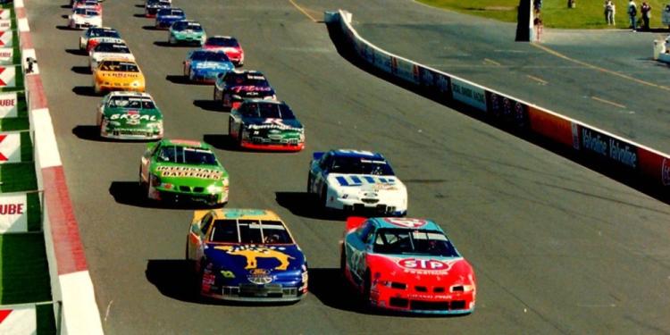 NASCAR Daytona 500 Odds – Logano Or Hamlin?