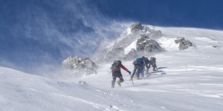 Top 6 Unique Mountain Climbers – The Sky Is The Limit