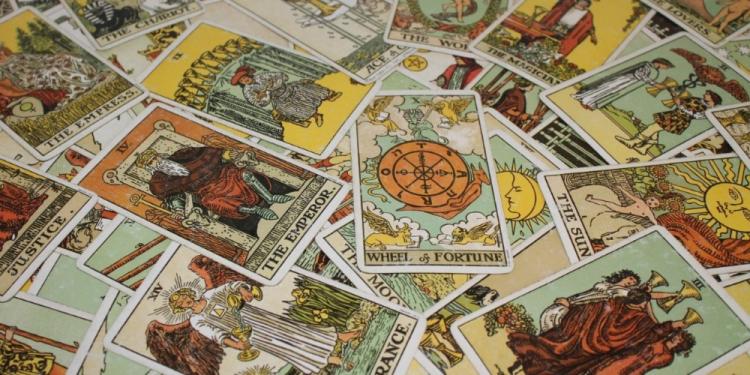 Gambling Tarot Reading For July – Pick A Pile Today