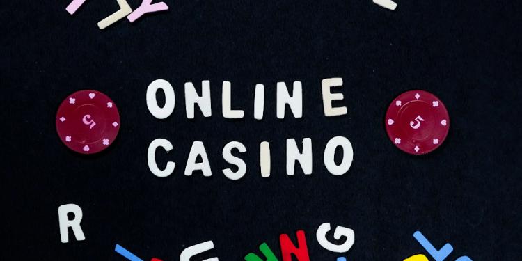 Top Tips To Become A Winning Gambler At Online Casinos