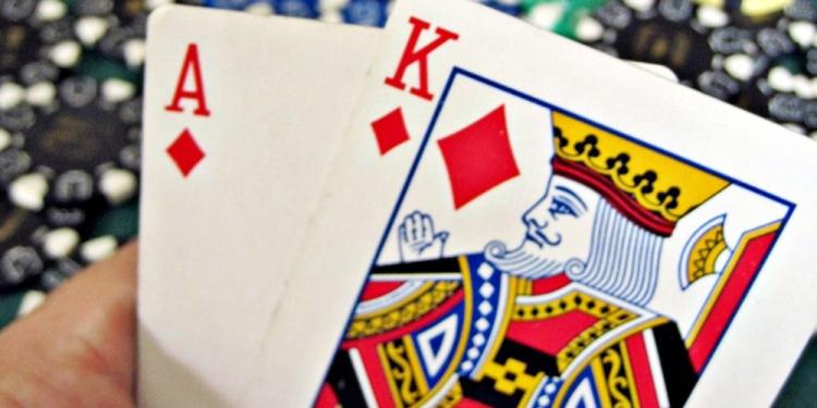 Choosing Ace Value in Blackjack – How Can It Help You Win?
