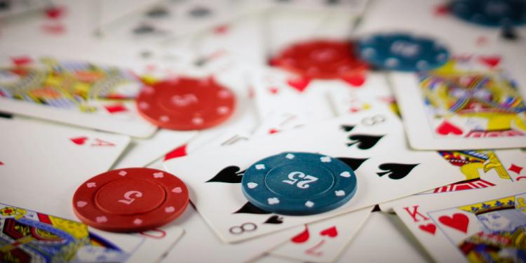 Downloadable vs. Instant-Play Casino Games – Which Are Best?