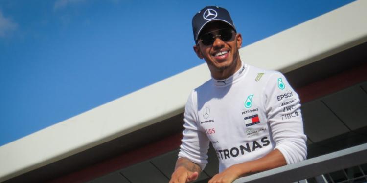 Lewis Hamilton in Ferrari: 6 Drivers Who Can Take His Place in Mercedes