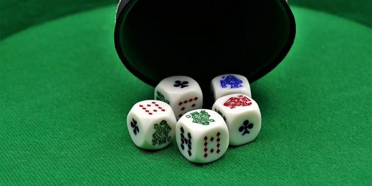 How To Shoot Dice In Street Craps And Win