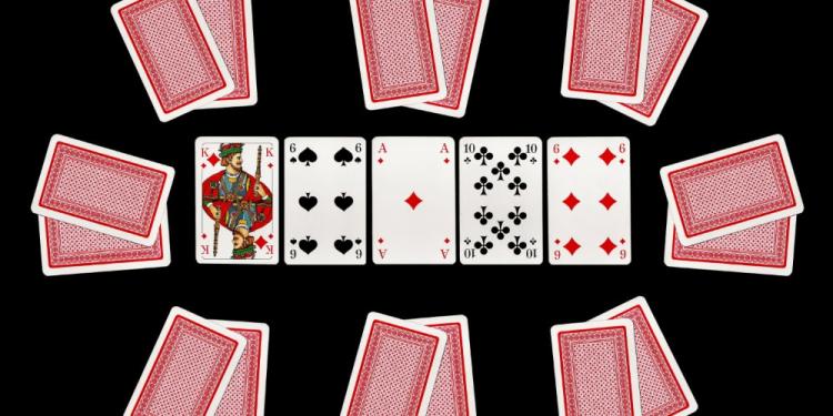 Real Poker vs Video Poker – The Main Differences