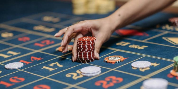 What Are Online Poker Satellites?