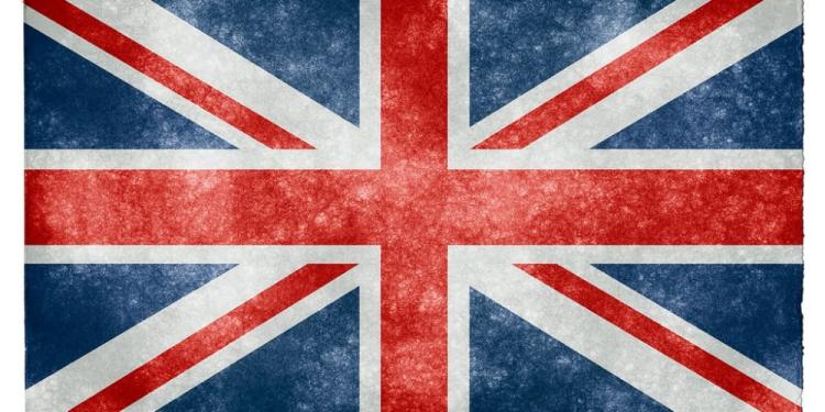 Should UK Online Casino Gambling Laws Be Stronger?