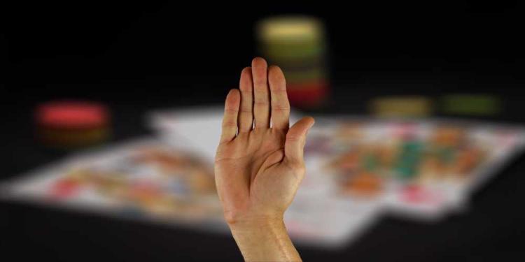 Avoid Gambling Under These Conditions: When To Stop Playing?