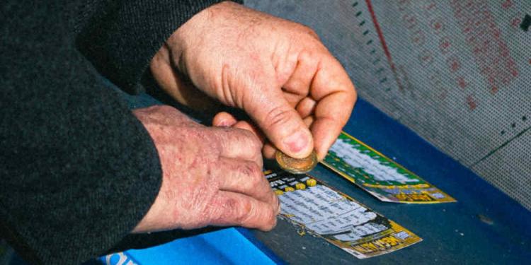 Why Scratch Cards are so Popular with all Players
