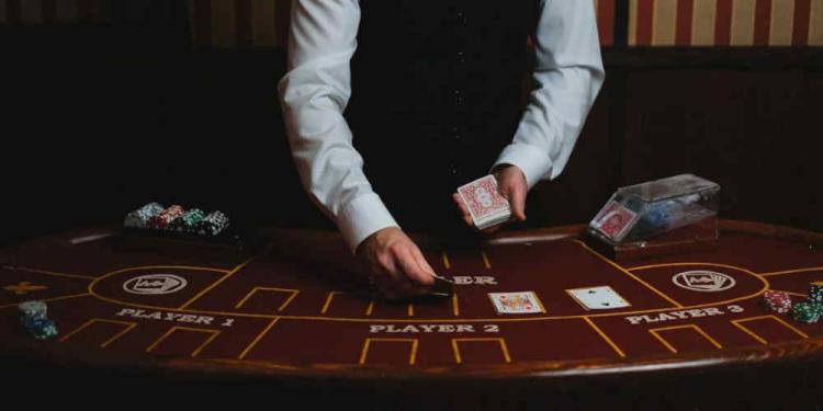 A Complete Guide to the Math Behind Blackjack