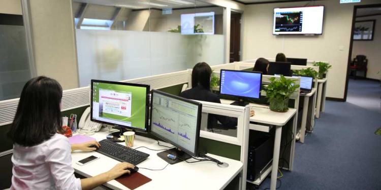 Entry-Level Sports Jobs For Everyone: Find Your Next Career Path!