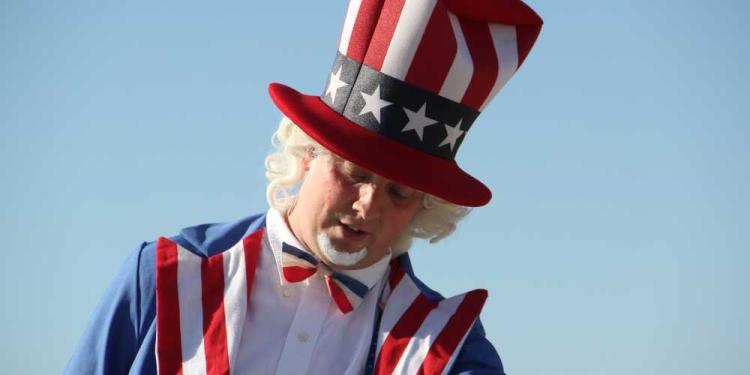 Bet On Sports During the 4th Of July! – An Independence Day List!