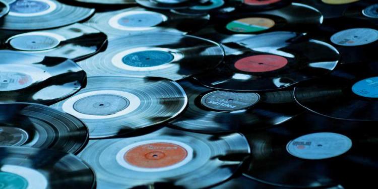 Artist Album Reveal Odds In 2026: How To Bet On Music Albums?