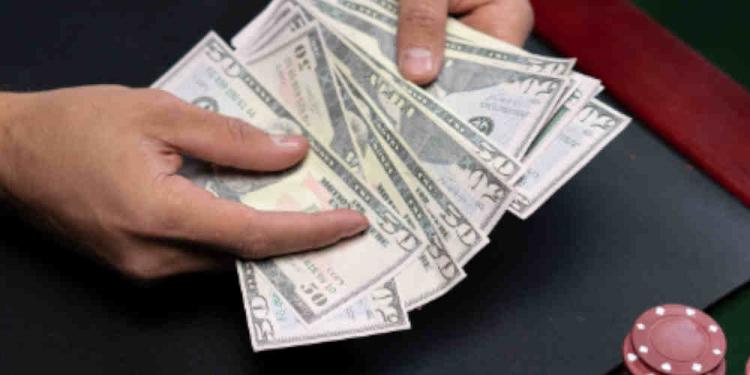 How Online Casino Deposit Limits Help You Stay Safe